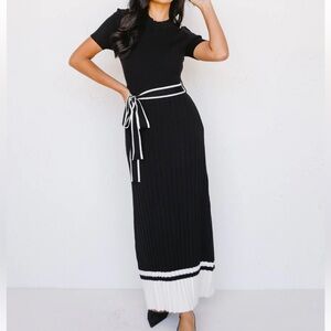 Stunning black and white midi dress